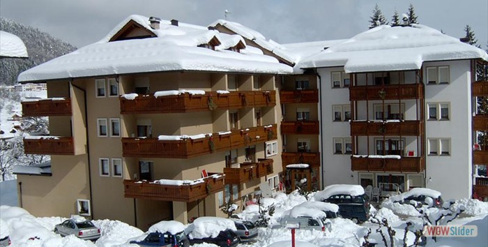 Hotel-neve