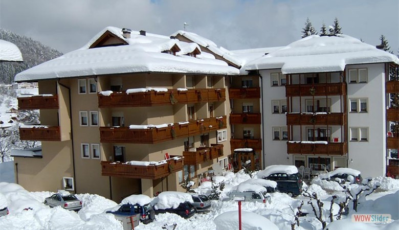 Hotel-neve